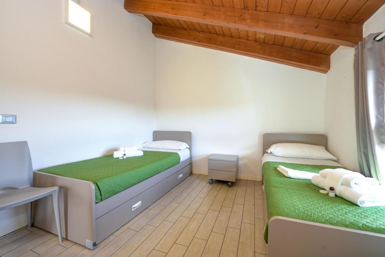Borgo Gasparina Family Apartments Castelnuovo del Garda Exterior foto